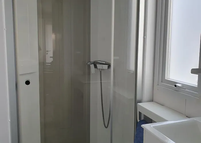 Familial A La 캠프장 미들케르케